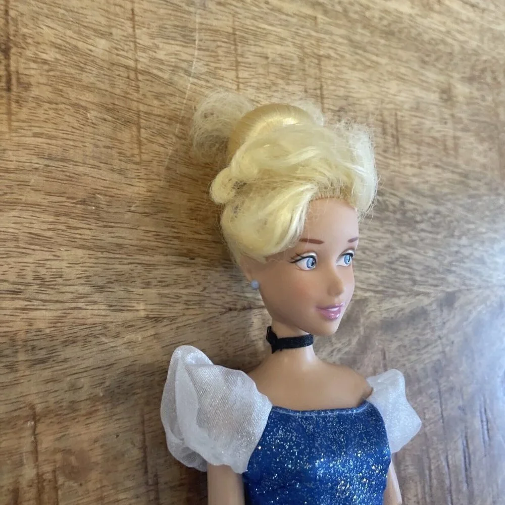 Disney Store Official Princess Cinderella Classic Doll for Kids 11.5
